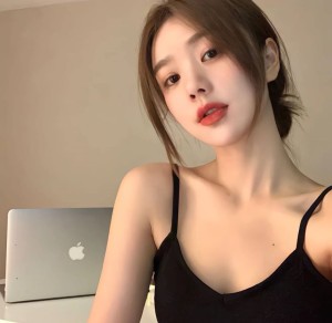 在小红书遛狗怎么举报他在小红书遛狗的违规行为在使用小红书发布遛狗视频时,遵守相关规定和道德准则至关重要。以下是一些常见的违规行为以及如何举报这些违规行为的步骤。