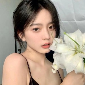 小红书的举报在哪里看到在社交媒体上,举报和投诉是用户对平台或产品不满的一种常见行为。小红书作为中国最大的短视频社区之一,其用户群体庞大且活跃,因此举报和投诉的需求也十分强烈。下面我将介绍在小红书上如何找到并举报违规内容。